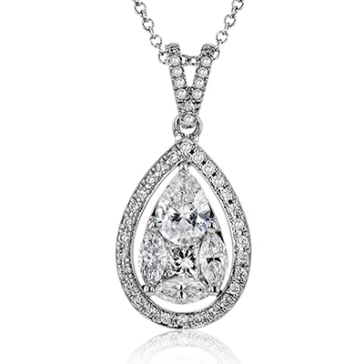 vintage-style floral brooch Pendant Necklace in 18k Gold with Diamonds