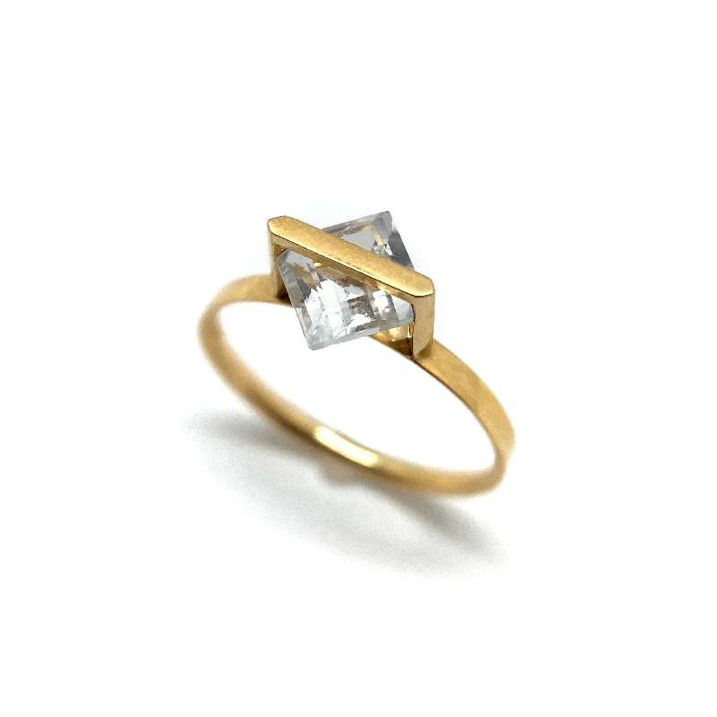 gold and diamond nose stud 18k Gold & Quartz Ring
