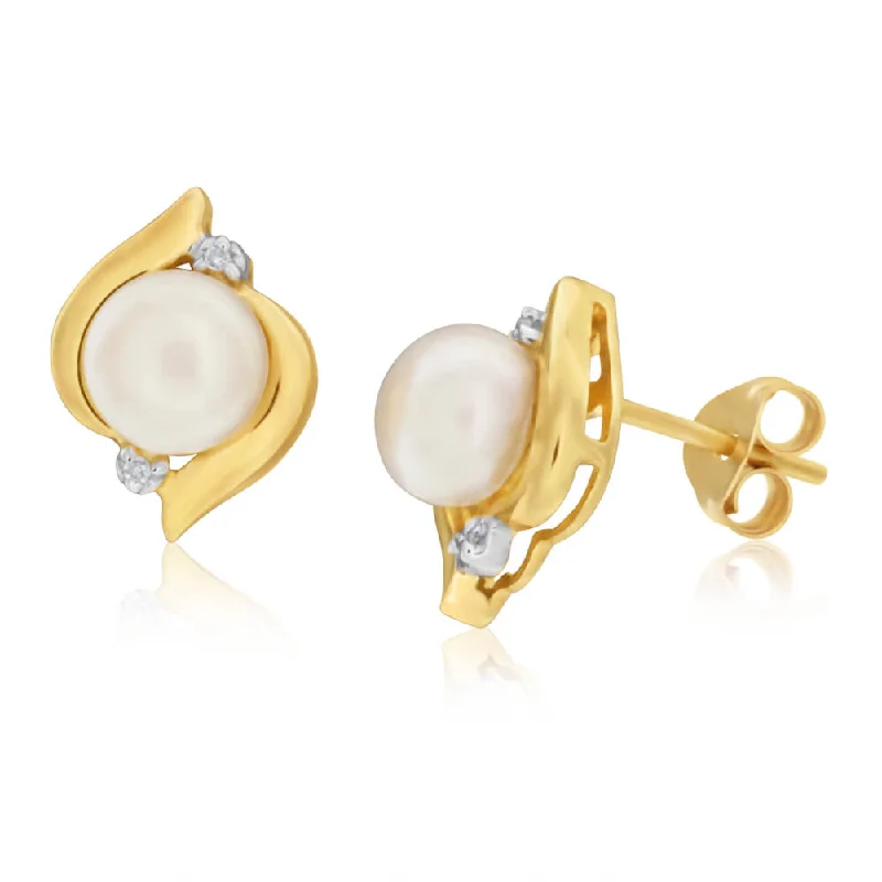 layered pearl choker necklace 9ct Yellow Gold Freshwater Pearl and Diamond Stud Earrings layered pearl choker necklace 9ct Yellow Gold Freshwater Pearl and Diamond Stud Earrings