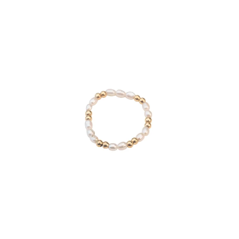 classic pearl strand necklace Gold and Pearl Ring