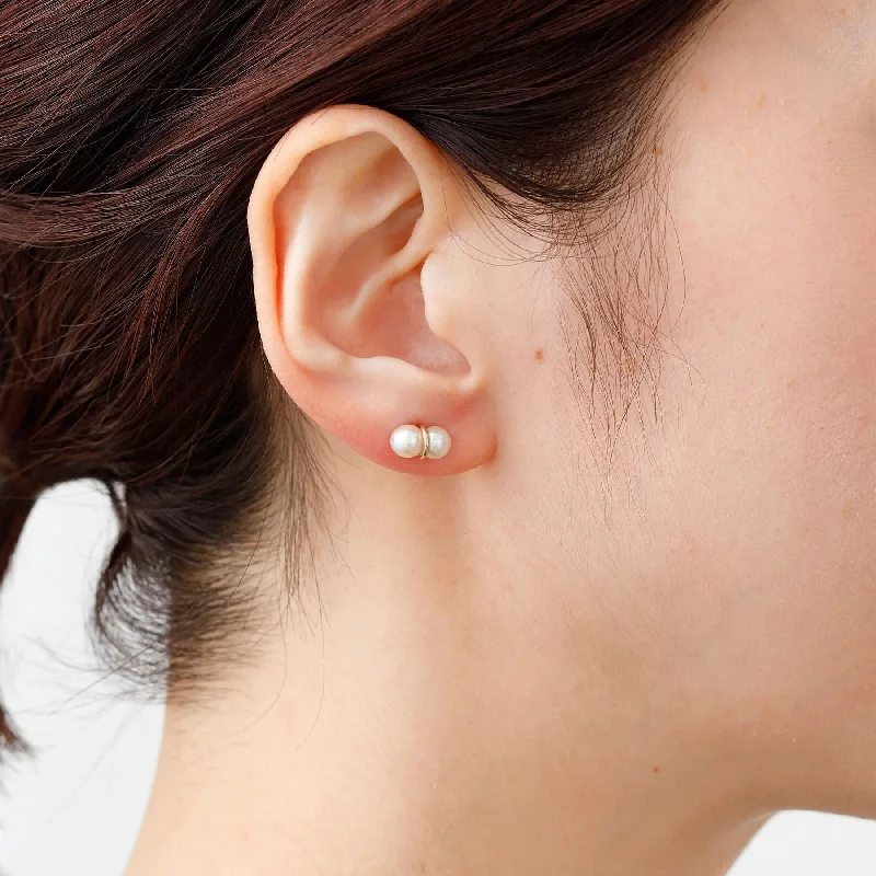 minimalist diamond stud earrings Twin Pearl M 18K & 10K Gold Earring
