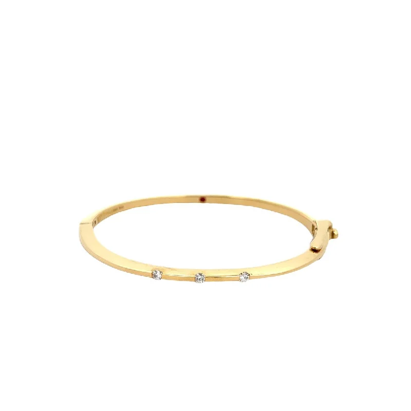 heart-shaped promise ring sterling silver Pre-Owned Roberto Coin Diamond Classica Bangle