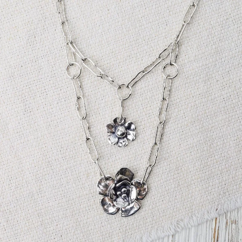 emerald-cut aquamarine necklace Chain Layer Necklace With Daisy & Double Dogwood on Short Oval Chain Necklace