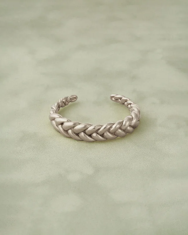 ethical lab-grown diamond ring Pythia Cuff