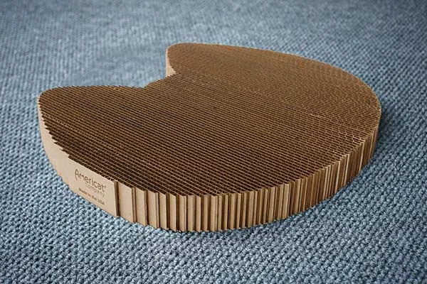 Cat Scratcher – Kitty