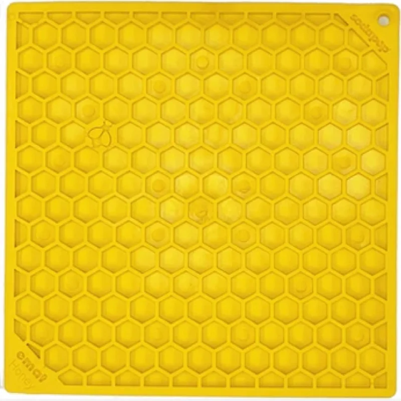 Honeycomb eMat (Large) Enrichment Lick Mat