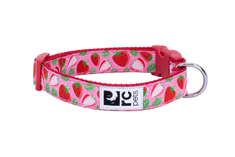 RC Pets Clip Collars Strawberries